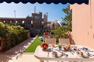 Hotel Calle Mar Caspio 47 Holiday House Maspalomas   Maspalomas (Gran Canaria)